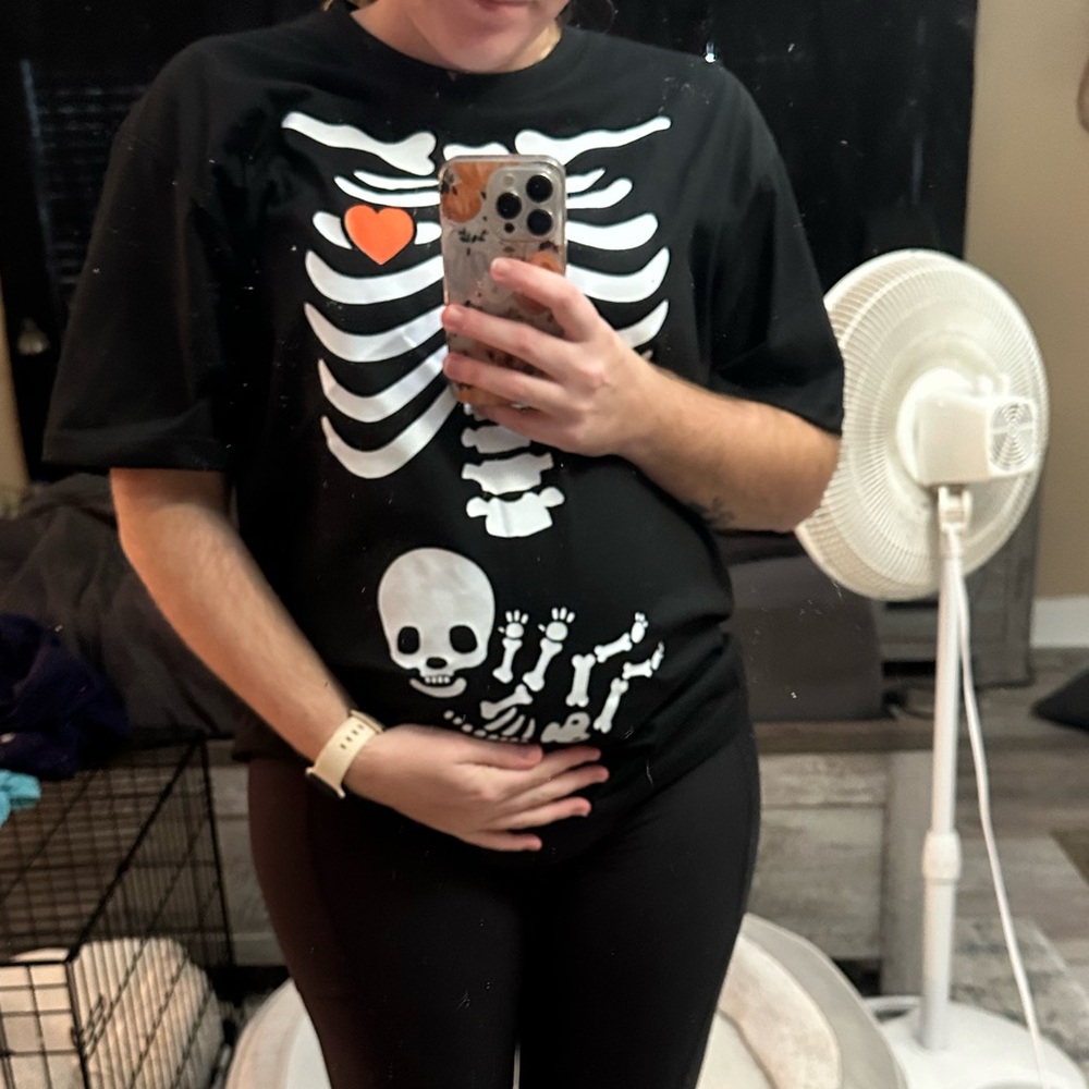 Black Skeleton Maternity T-Shirt and Leggings